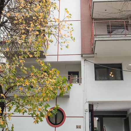 & Riverfront 1 Apartment